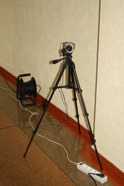 Одна из партий ведет видеонаблюдение за голосованием, Фото с места события собственное