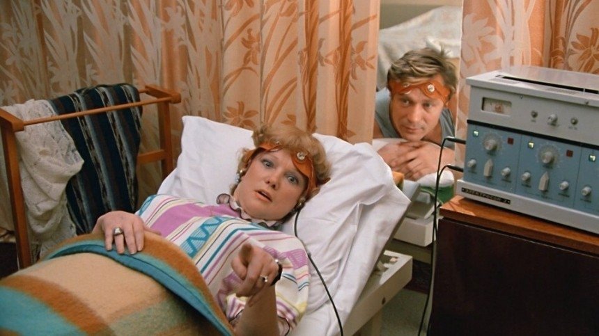 Тематическое фото кадр из фильма &quotЛюбовь и голуби&quot (12+), 1984 год