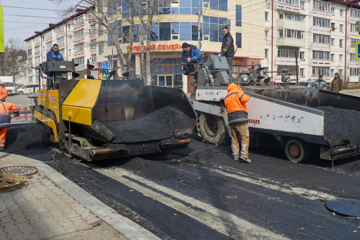Ремонт дорог в Южно-Сахалинске пресс-служба администрации Южно-Сахалинска
