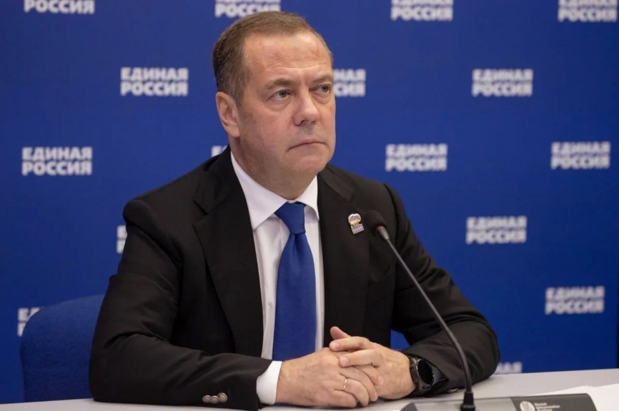 Дмитрий Медведев официальный сайт партии &quotЕдиная Россия&quot