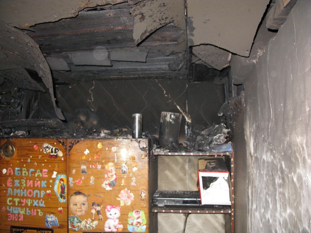 Трое малышей задохнулись угарным газом, Фото с места события из других источников