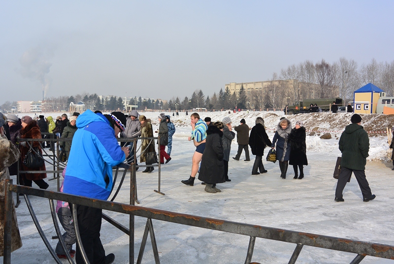 Праздник Крещения Господня в Биробиджане, Фото с места события собственное