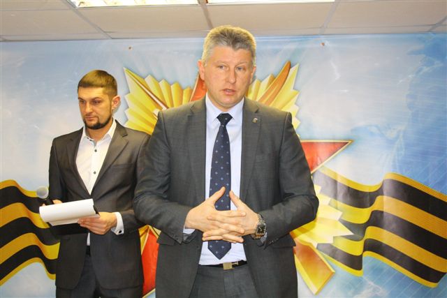 Андрей Пархоменко, Фото с места события собственное