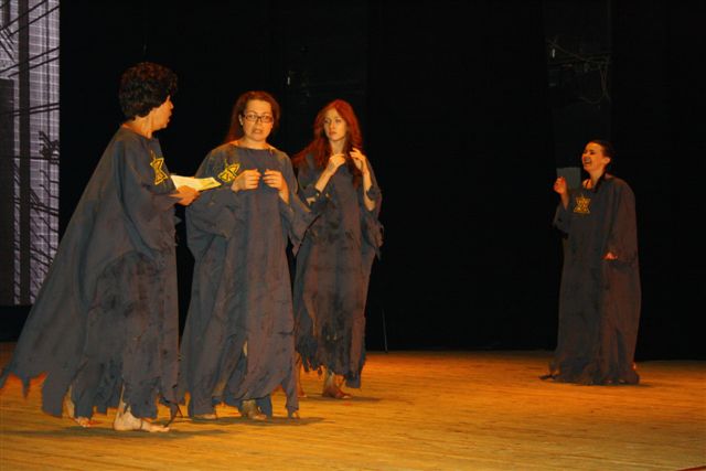 Вечер-реквием памяти жертв Холокоста прошел в Биробиджане, Фото с места события собственное