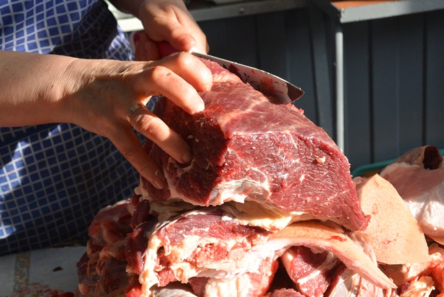 Мясо, Фото с места события собственное