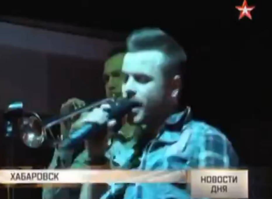 Участник "Новой звезды" от ЕАО Сергей Гринчук намерен покинуть Биробиджан – ТК "Звезда", Фото с места события из других источников