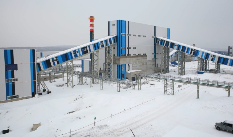 Готовность комбината оценивают как высокую, Фото с места события из других источников