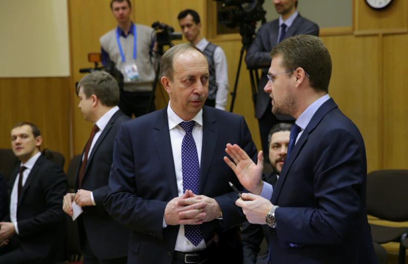 Заседание Совета при полпреде президента РФ в ДФО, Фото с места события из других источников