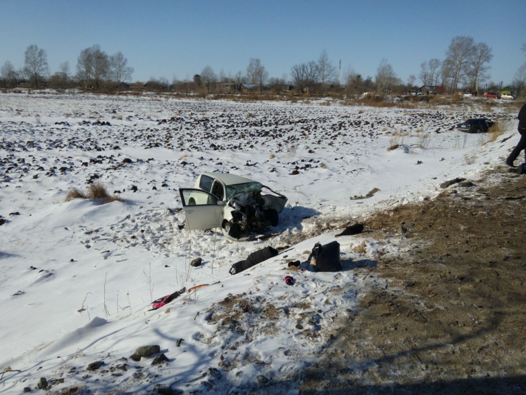 3-летний мальчик и женщина погибли в этом ДТП, Фото с места события из других источников