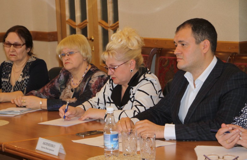 Врио главы ЕАО: Хочется, чтобы профсоюзы были союзниками власти в решении соцвопросов, Фото с места события из других источников