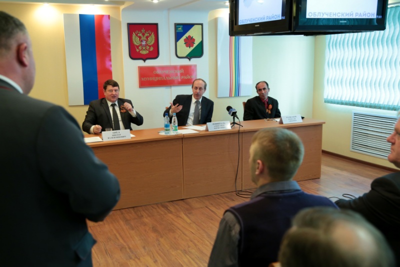 Александр Левинталь посетил социальные объекты и железнодорожные предприятия Облучья, Фото с места события из других источников