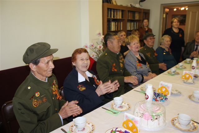 Международная встреча участников Второй мировой войны прошла в Биробиджане, Фото с места события собственное