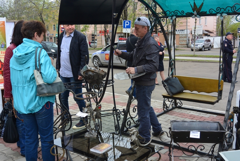 Денис Филиппов представил продукцию своего предприятия