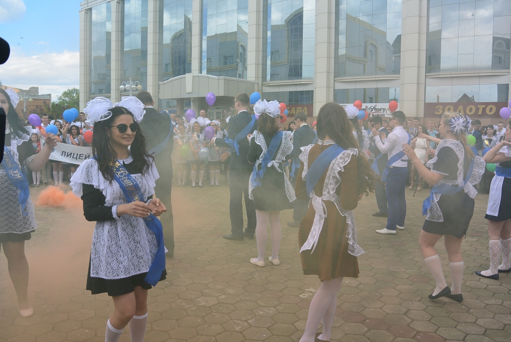 Дым стоял коромыслом