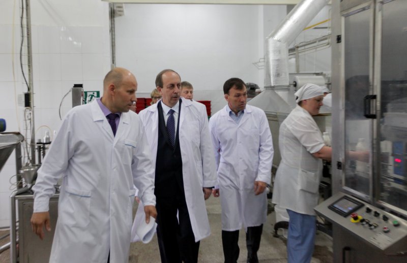 Открытие новой линии розлива молочных продуктов состоялось в ЕАО 