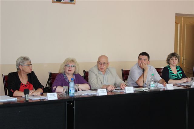 Депутаты уточнили бюджет и изменили положение о социальных выплатах