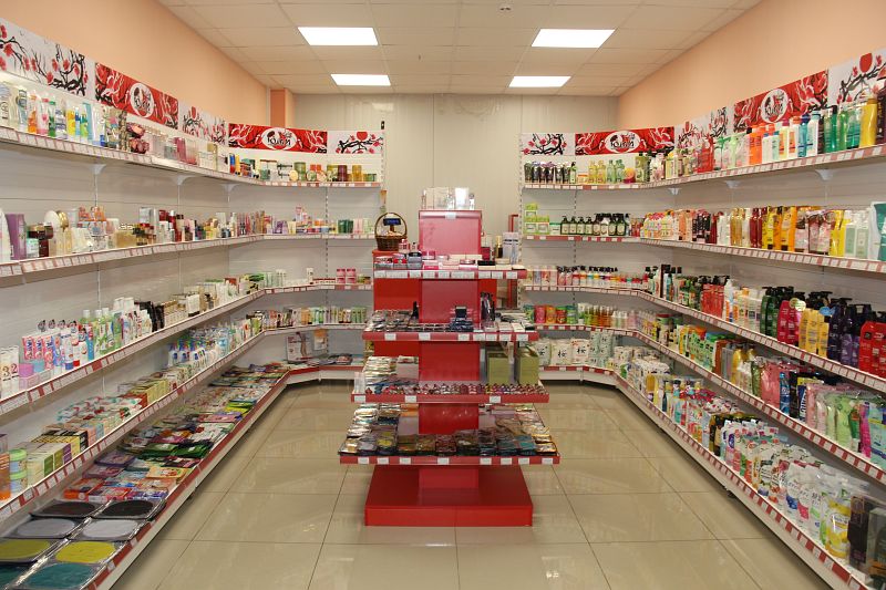 В магазине "ЮМИ" (ТРЦ "Гигант")