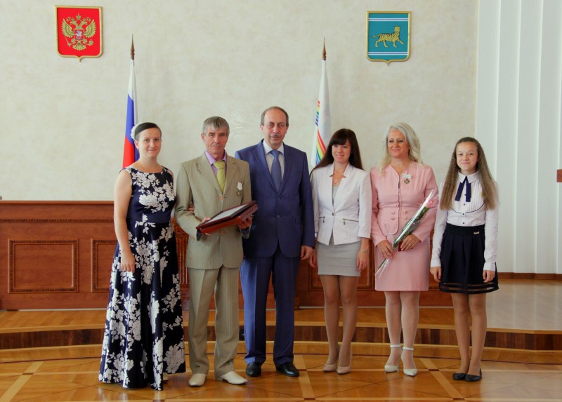 Вручение госнаград в правительстве ЕАО