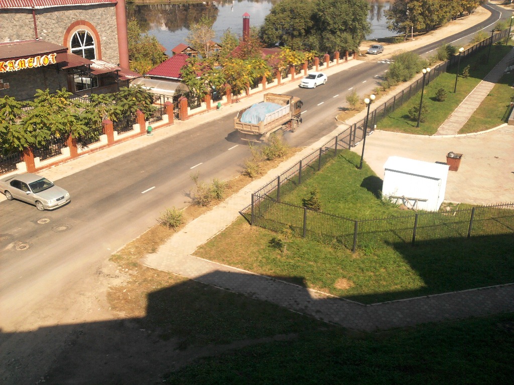 Новая дорога на улице Невской