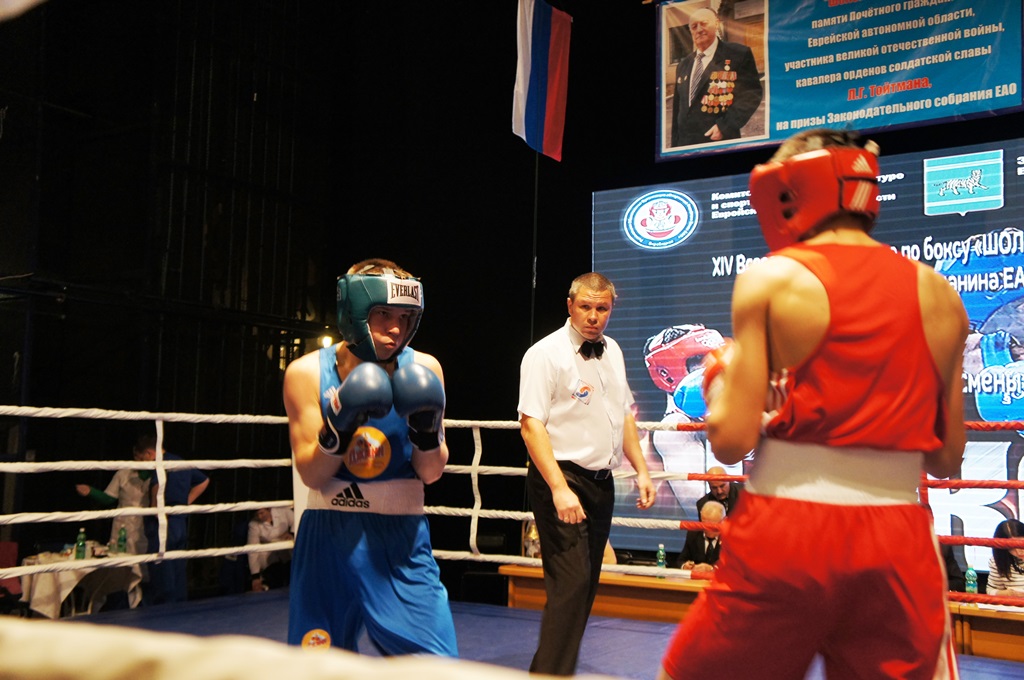Турнир по боксу "Шолом-2015" стартовал в Биробиджане