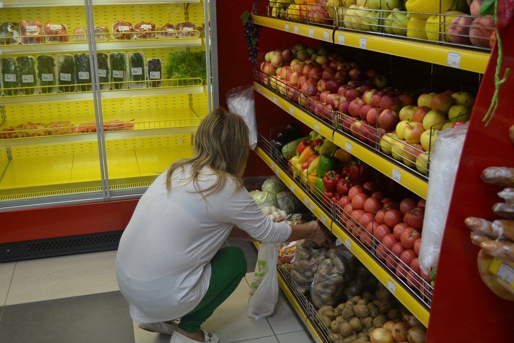 Теперь здесь можно приобрести практически все продукты питания 