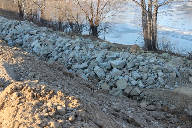 Строительство дамбы завершается в Биробиджане