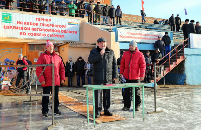 Олег Леховицер