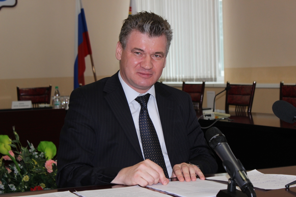 Большие надежды по развитию Биробиджана возлагает мэр на реформу "из-под кисти" Антонова