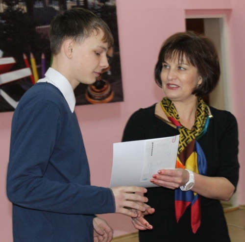 17 учеников школы с. Птичник получили награды