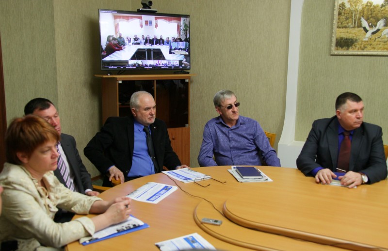 Власти нужна помощь бизнеса для нормализации экономической ситуации в ЕАО