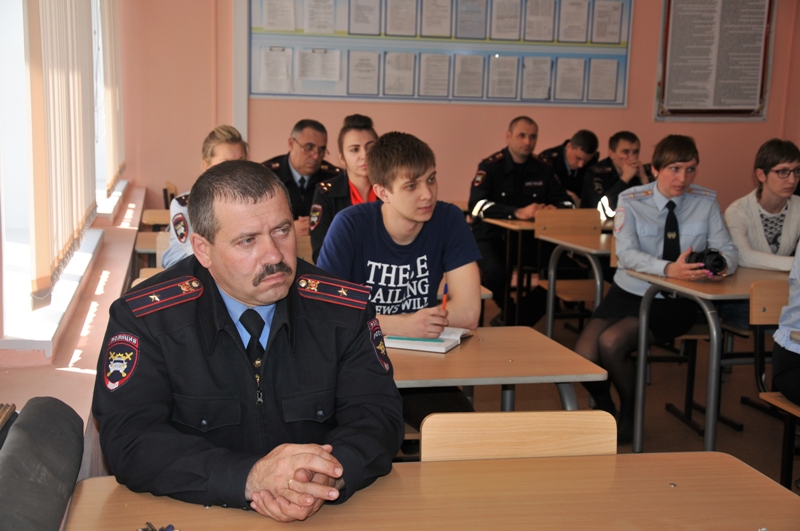 Благодарность за задержание пьяного лихача получил Константин Репик