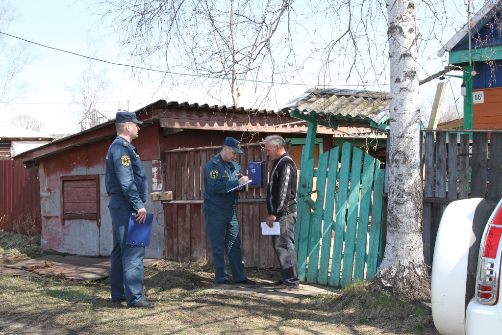 Дознаватели рассказывали жителям частных домов и дачникам об опасности и недопущении проведения сельскохозяйственных палов