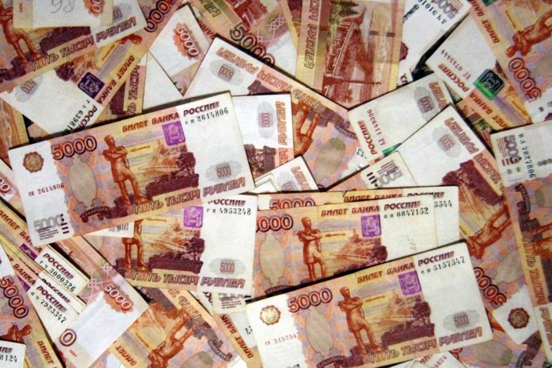 Железно: социальные выплаты россиянам увеличили на 7,4%