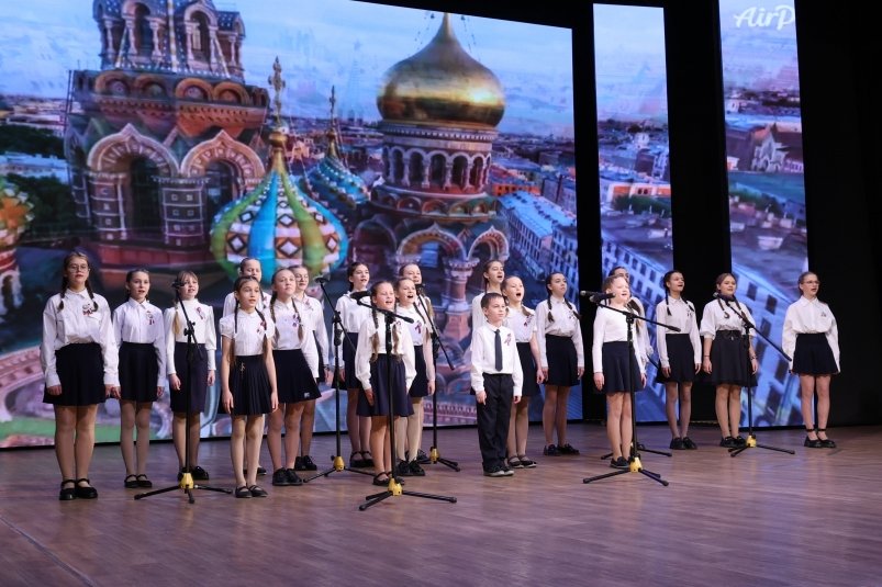Региональный конкурс хоров и вокальных ансамблей школ завершился гала-концертом в ЕАО