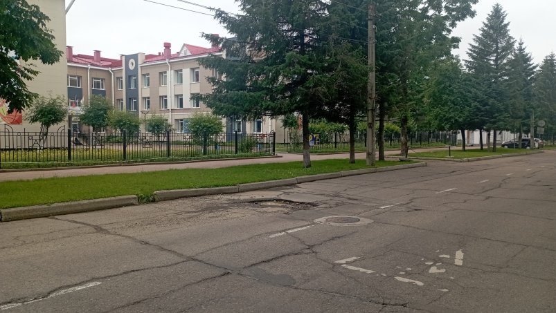 Дороги к социальным объектам по ул. Ленина в Биробиджане отремонтирут по нацпроекту