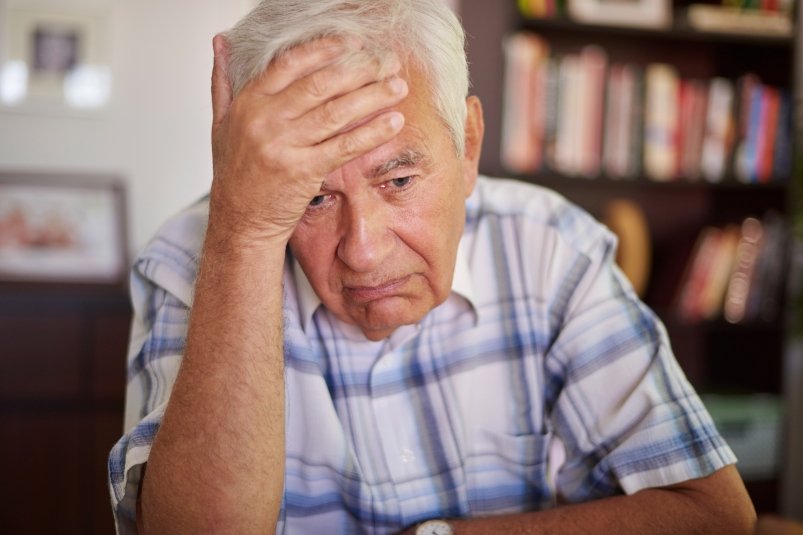 Соцфонд предупредил пенсионеров о приостановке выплаты пенсии в банки