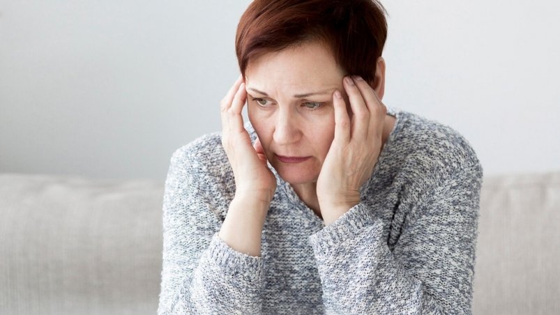Не только стресс: о чем говорит головная боль — не игнорируйте эти симптомы