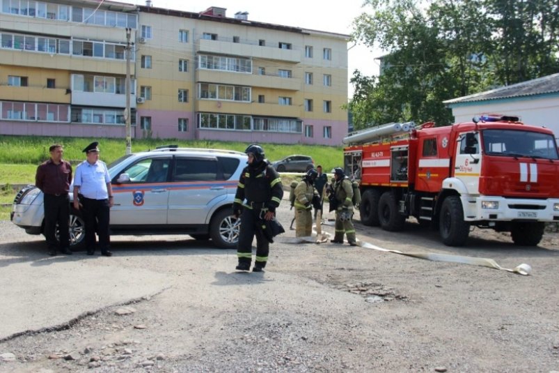 Взрыв газа в пятиэтажке, под завалами оказались люди: учения в г. Облучье ЕАО
